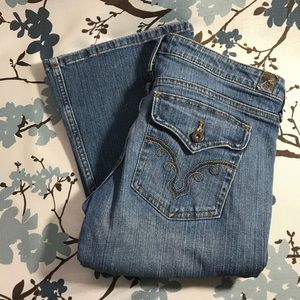 L.E.I. Medium wash Low Rise Bootcut jeans size 9
